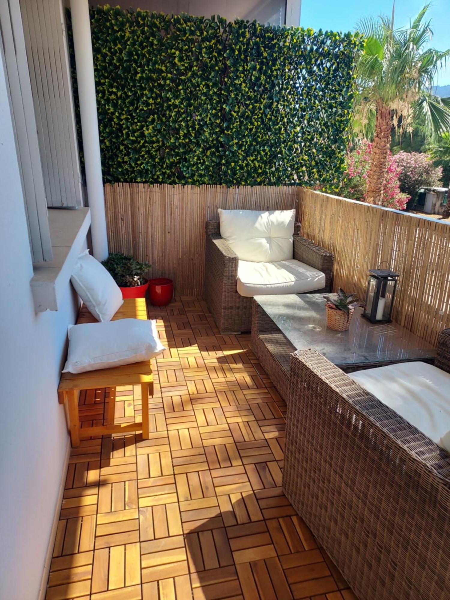 Appartement Grand T2 Ensoleille - Proche Gare Hyères