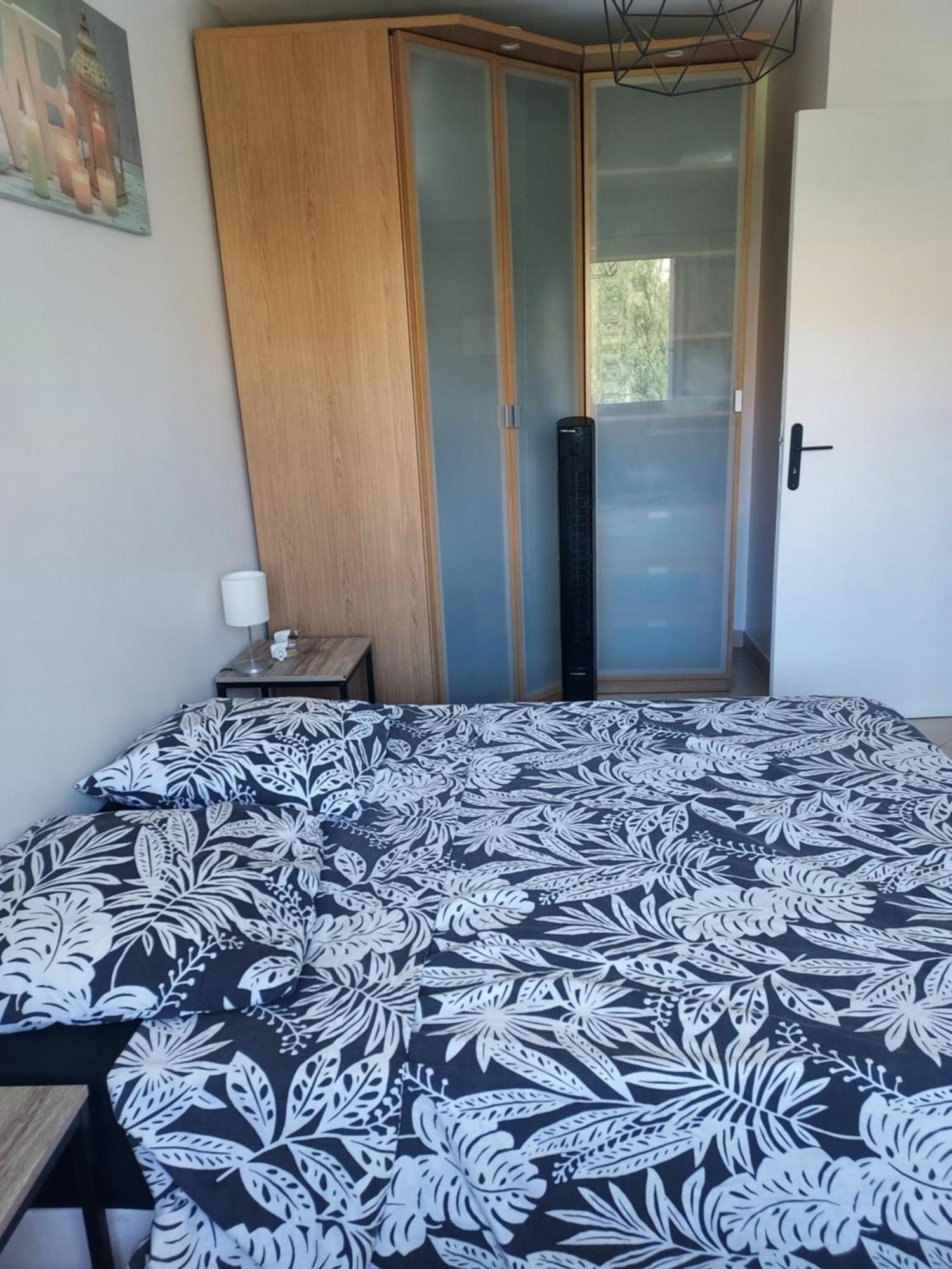 Grand T2 Ensoleille - Proche Gare Apartment *